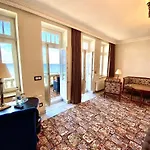 Meergut Hotel 4*