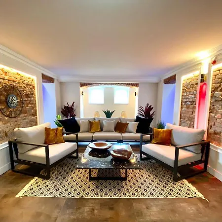 Meergut Hotel 4*