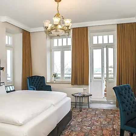 Meergut Hotel 4*